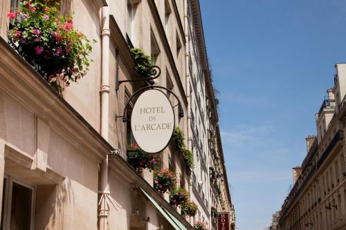 Hôtel De l'Arcade Paris 