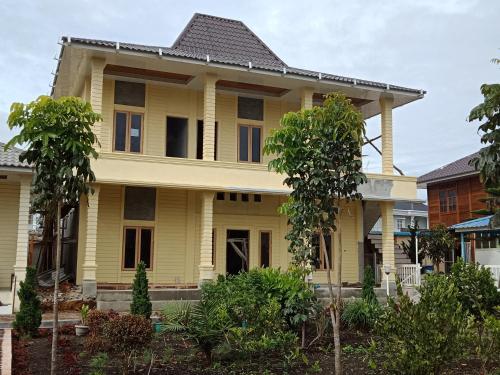 Noah Hotel Silangit in Siborongborong