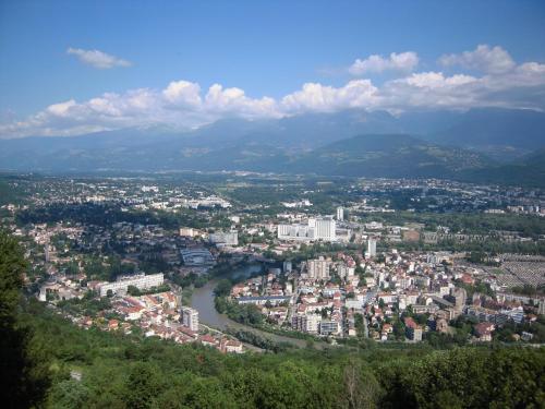 Novotel Grenoble Centre - image 3