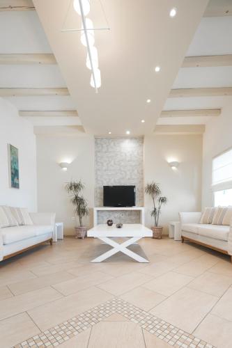 Nissos Thira
