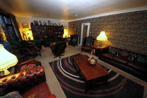 Stronchreggan View Guest House - image 2