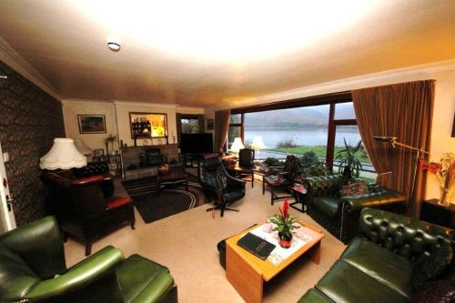 Stronchreggan View Guest House - main image