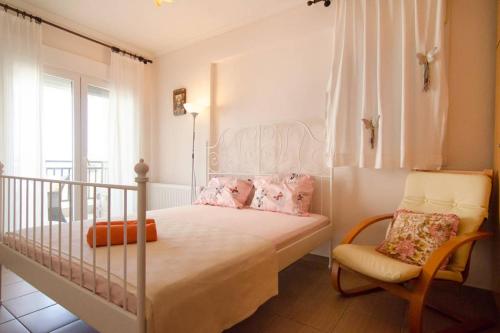  Lovely apartment by the sea in Agía Triás