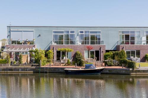 Nautic Rentals - Marinapark Oude-Tonge - image 10