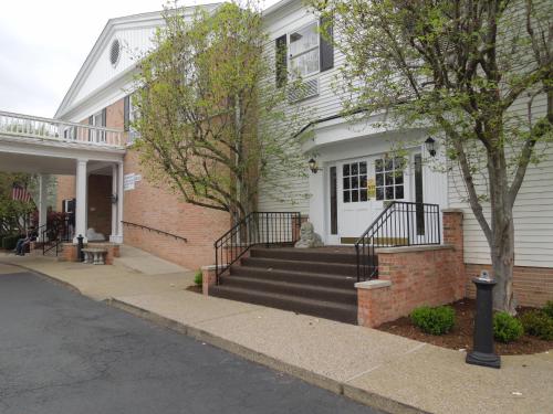 Breckinridge Inn Photo 24