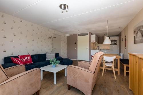 Nautic Rentals - Marinapark Oude-Tonge - image 13