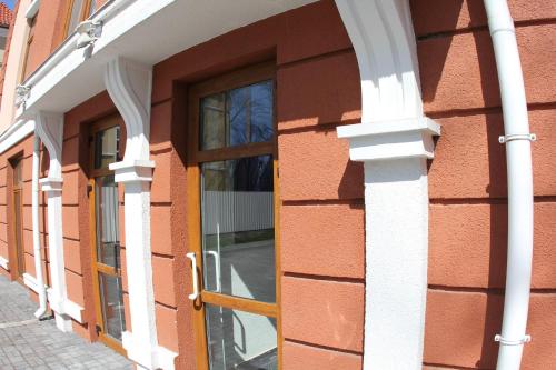 Guest House Blues - main image