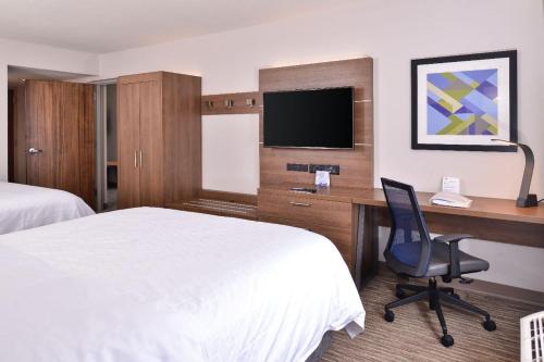 Holiday Inn Express Hotel and Suites Mesquite, an IHG Hotel