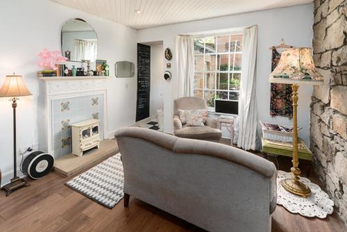 VINTAGE apt, pvt GARDEN, wifi, NEW TOWN, Edinburgh