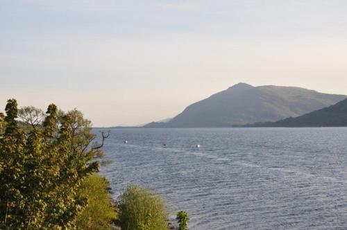 Stronchreggan View Guest House - image 4