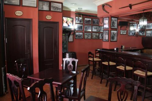 Pub/Lounge, Hostal Pechi in Huevar Del Aljarafe