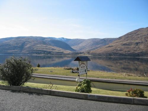 Stronchreggan View Guest House - image 7
