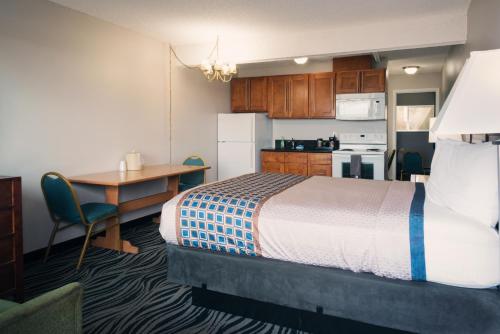 Astoria Rivershore Motel - image 2