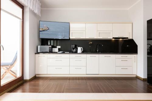 Apartment with Balcony image 10