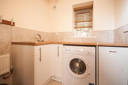 Panorama Cottages - image 5