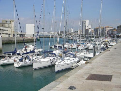 Hôtel SABLES D'O et son restaurant LE 16 BIS - image 2