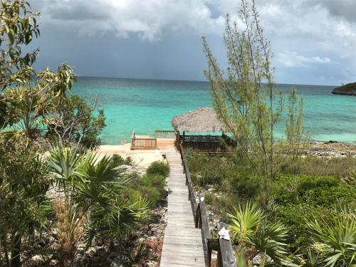 Savannah Sunset by Eleuthera Vacation Rentals