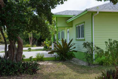 Entré, Sir Charles Guest House in Eleuthera
