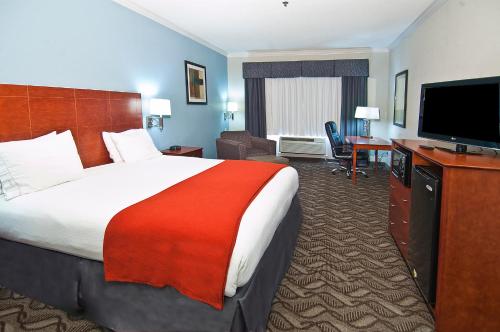 Holiday Inn Express Hotel and Suites Lake Charles by IHG Holiday Inn Express Hotel and Suites Lake Charles by IHG