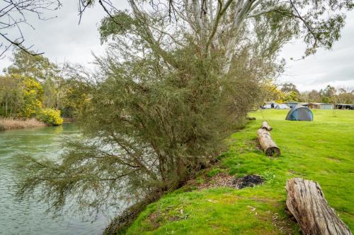 Eildon Riverside Holiday Park