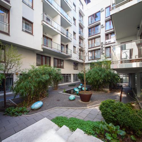Quality Point Apartments - image 9