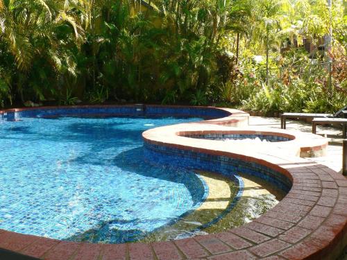 Mango Tree Holiday Apartments - image 4