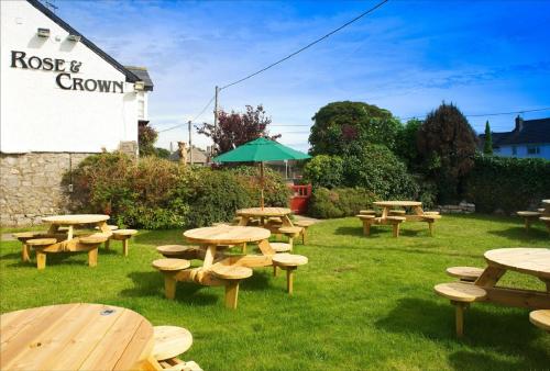 Rose And Crown - image 13