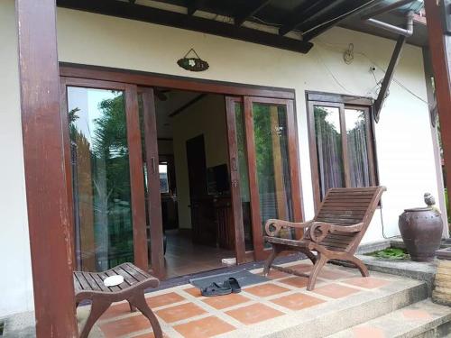 Niracha Chaweng House ( Niracha Chaweng House )
