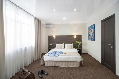 1 double bed