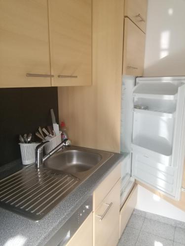 Kitchen, Moderne Wohnung in Elz in Elz