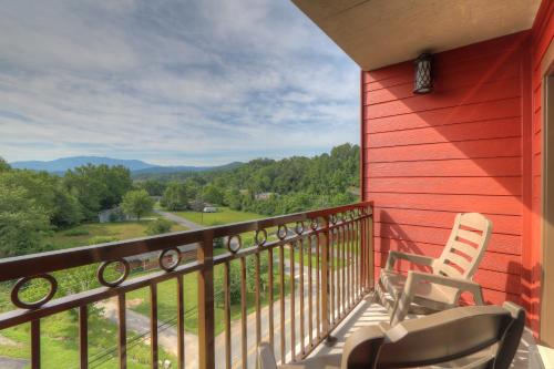 View, Country Cascades Waterpark Resort in Pigeon Forge (TN)