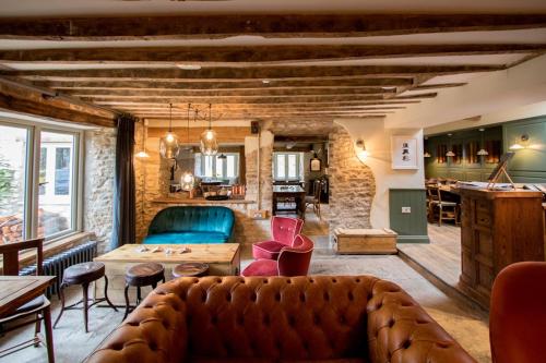 The Litton - image 10