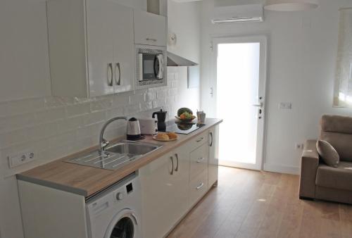Apartamentos Angelita Plaza Beach 3