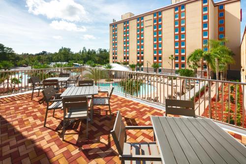 Erkély/terasz, Red Lion Hotel Orlando Lake Buena Vista South in Disney főbejárat – Celebration