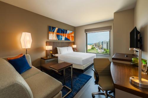 Hyatt Place Macae in มาค่า