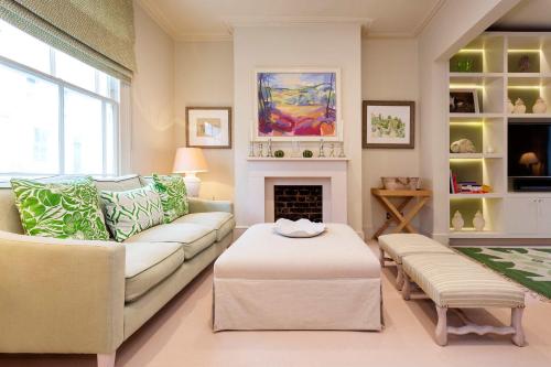 Veeve - The Green Room, Holland Park, London