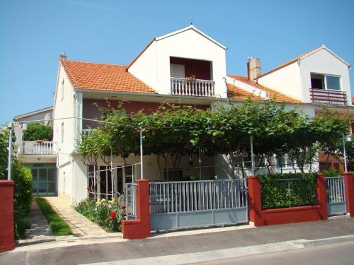  Apartment AnÄiÄ.2, Pension in Zadar