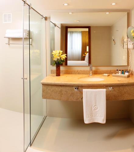 2 bedrooms, 2 beds