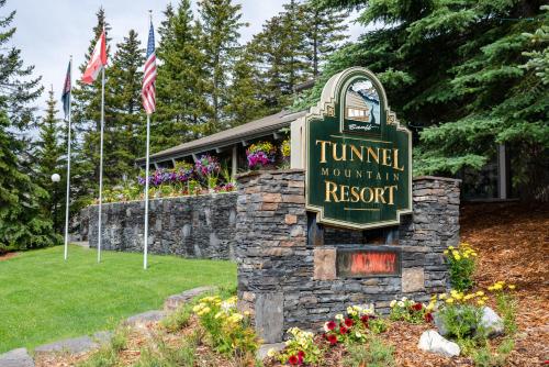 Tunnel Mountain Resort - Accommodation - Banff