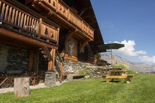 Reine des Aravis - chalet isolé - Location, gîte - Flumet