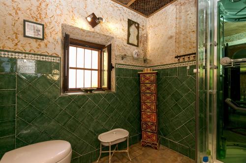 Charming Andalusian House - free parking Charming Andalusian House - free parking