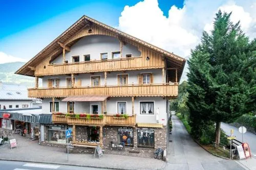 Landhaus Lindner Appartements in Fügen, Österreich