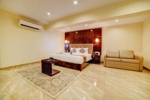 FabHotel Prime Sarala Crown With Pool, Calangute Beach