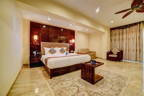(Sanitised) Suite room in Oriva Sarala Crown - 500m from Calangute Beach
