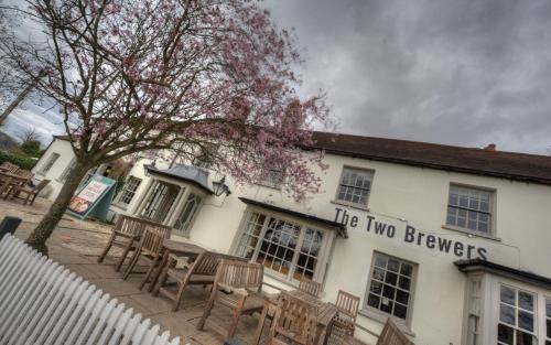 Two Brewers Hotel by Greene King Inns - image 12