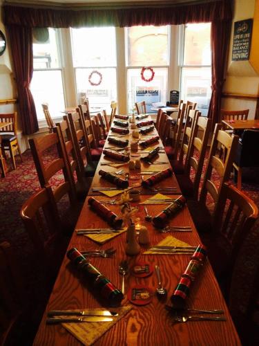 The Wellington Hotel in Howden