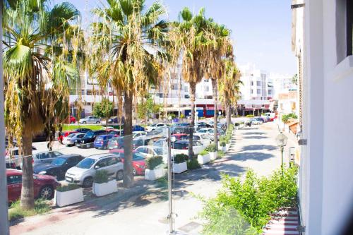 LA CARIHUELA - TORREMOLINOS ALQUILER DE CASA VACACIONAL MALAGA