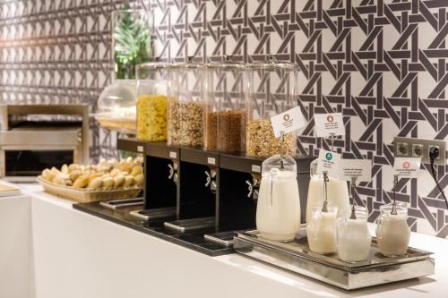 Photo 15 Santa Mónica Suites Hotel