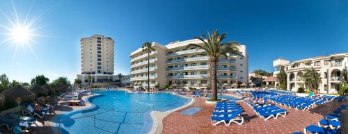 Hotel Puente Real - image 5