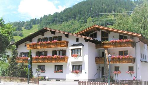 Haus Fallesin in Sankt Anton am Arlberg